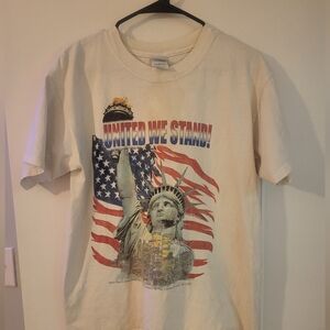 Vintage United We Stand 9/11 T-shirt